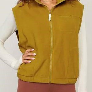 NWT fleece vest plus size